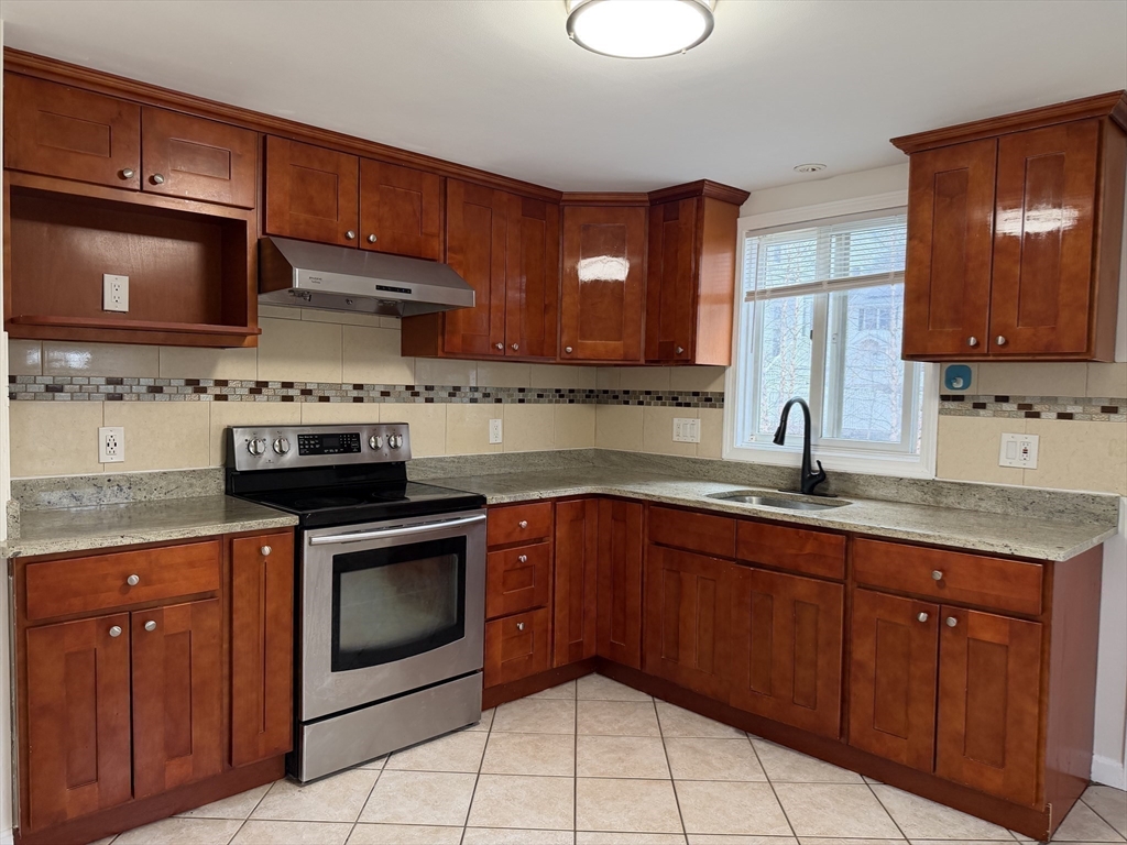 25 Walnut Terrace Arlington, MA 02476 - Photo 12 of 33