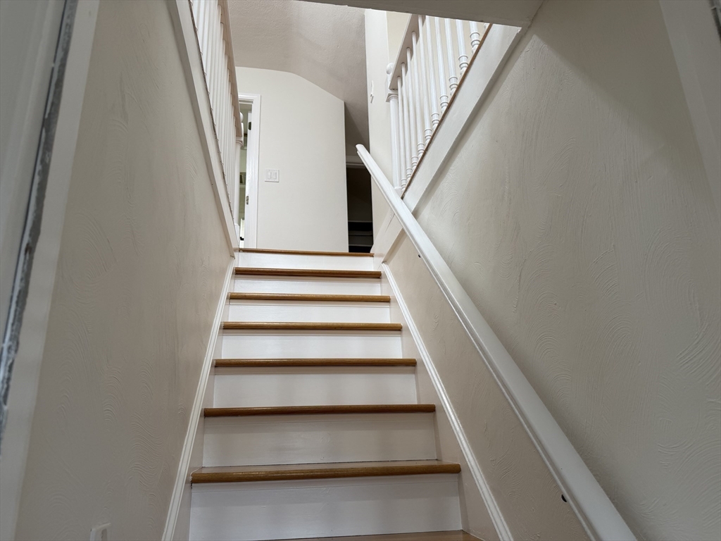 25 Walnut Terrace Arlington, MA 02476 - Photo 16 of 33