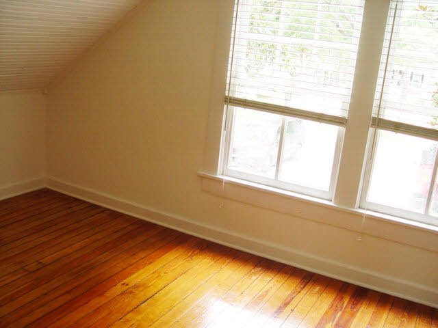 106 Morphy Avenue Fairhope, AL 36532 - Photo 27 of 38 Bedroom 2 left