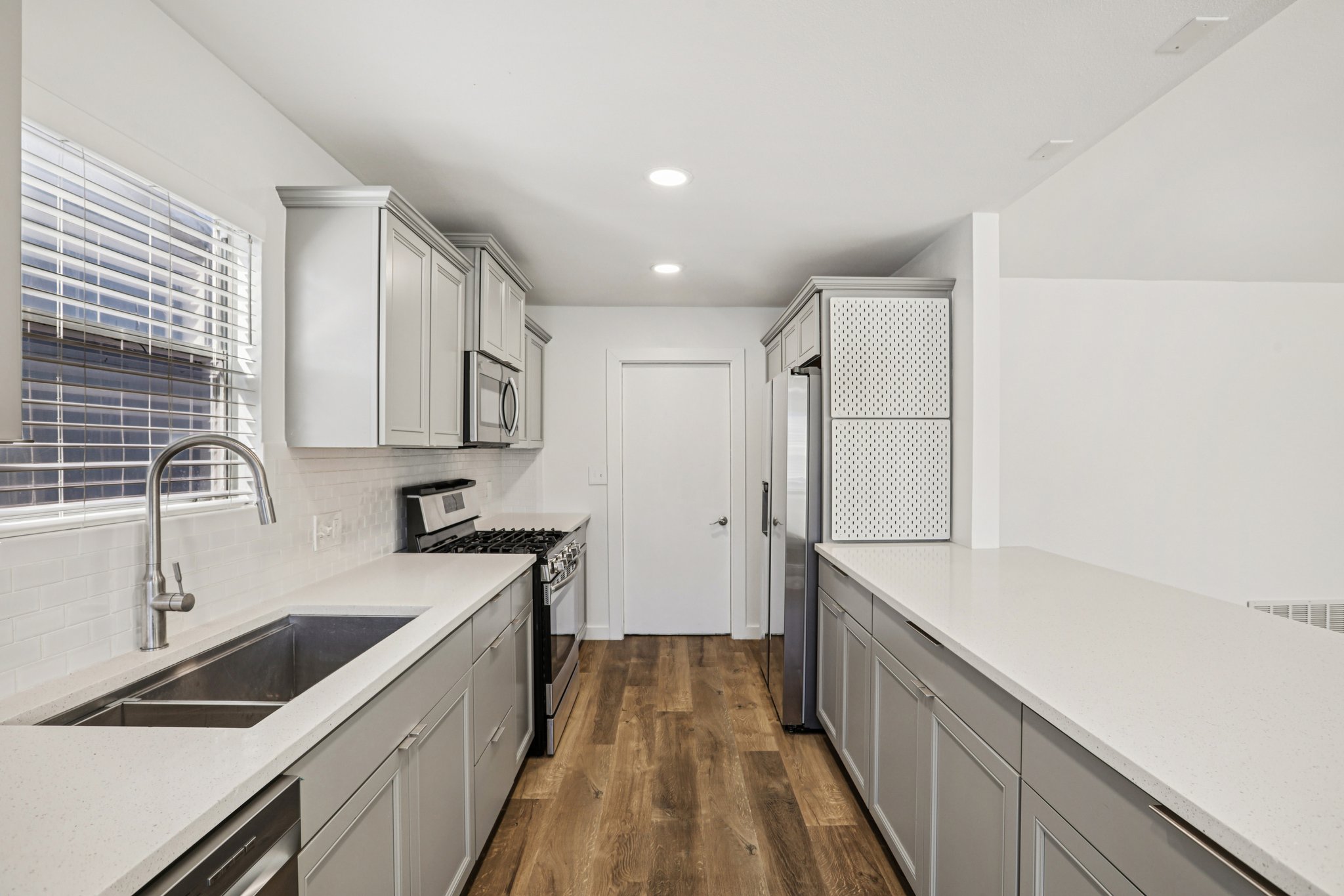 2713 Crownspoint Drive Austin, TX 78748 - Photo 13 of 34