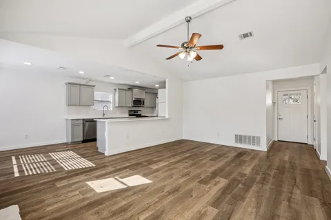 $395,900 | 2713 Crownspoint Drive, Austin, TX 78748