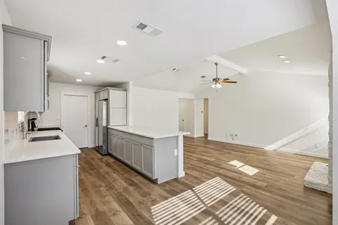 $395,900 | 2713 Crownspoint Drive, Austin, TX 78748