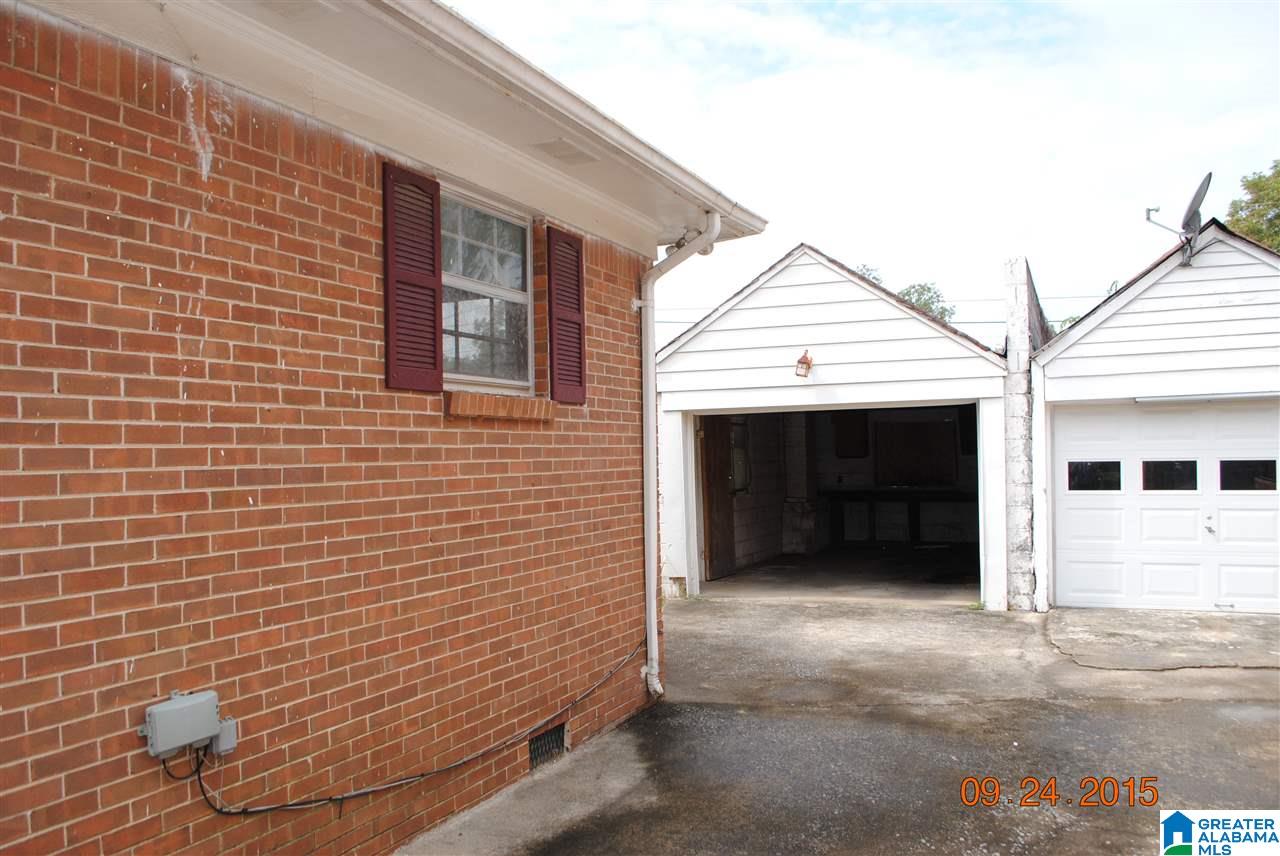 620 Center Place Southwest Birmingham, AL 35211 - Photo 2 of 16