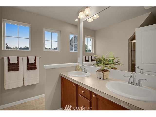 3723 219th Street Southeast Bothell, WA 98021 - Photo 11 of 14