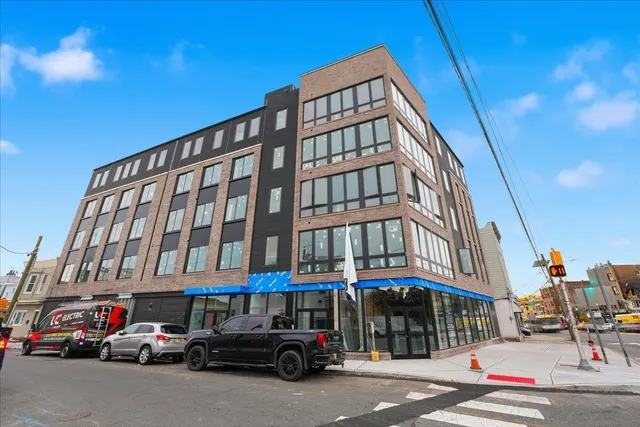 $2,800 | 3516 John F. Kennedy Boulevard, Unit 202, Jersey City, NJ 07307
