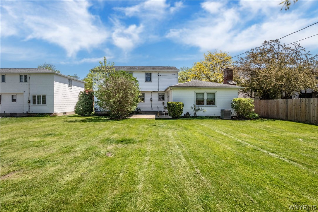 74 Heritage Road West Amherst, NY 14221 - Photo 3 of 42