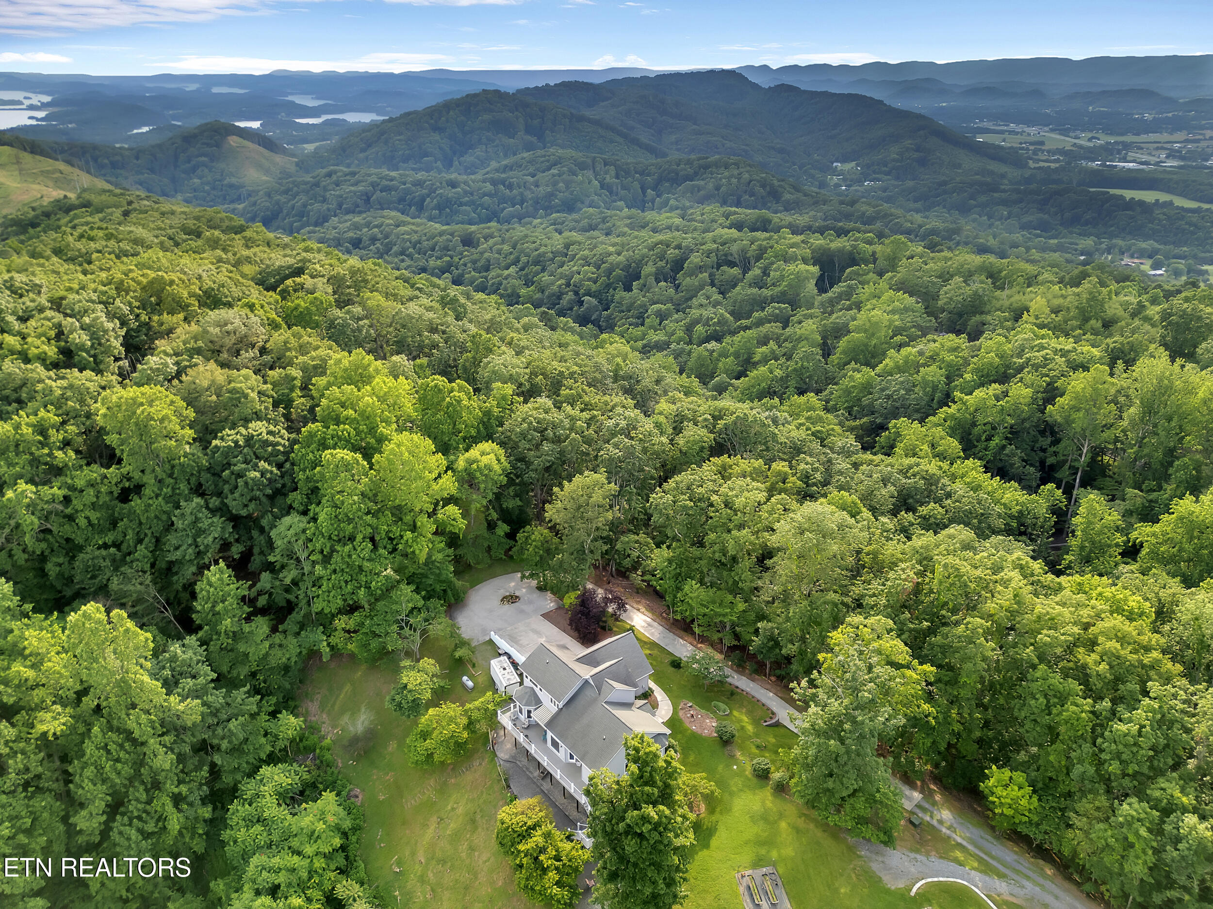 496 Proffitt Ridge Road Mooresburg, TN 37811 - Photo 46 of 60 51_09