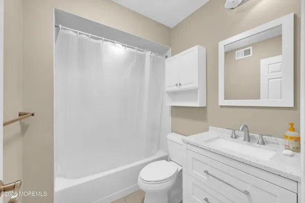 $499,000 | 3 Everest Drive North, Brick, NJ 08724