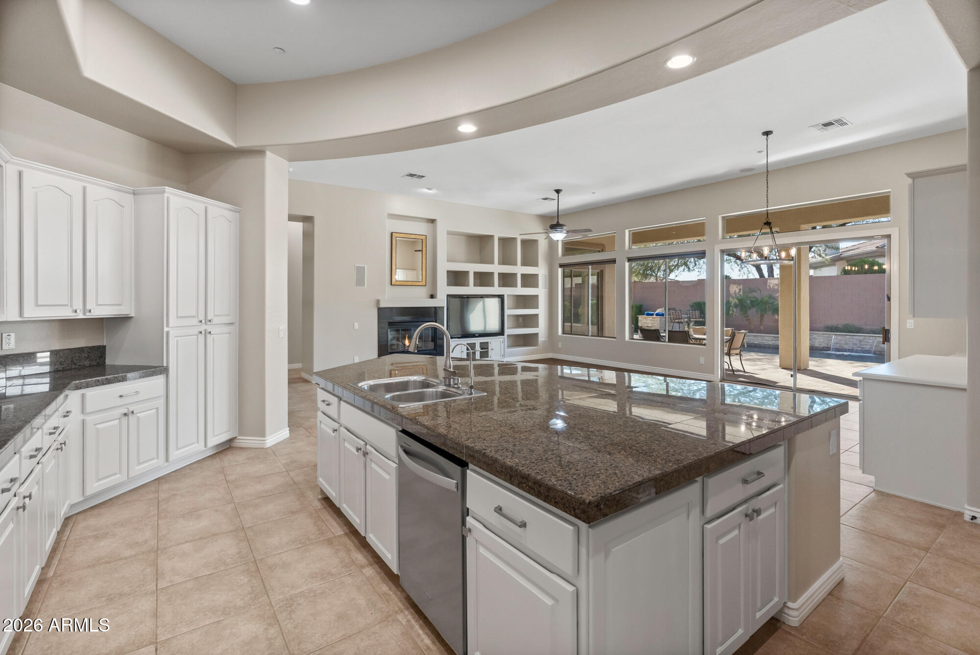 42420 North Back Creek Way Anthem, AZ 85086 - Photo 16 of 70 42420 N Back Creek Way-38