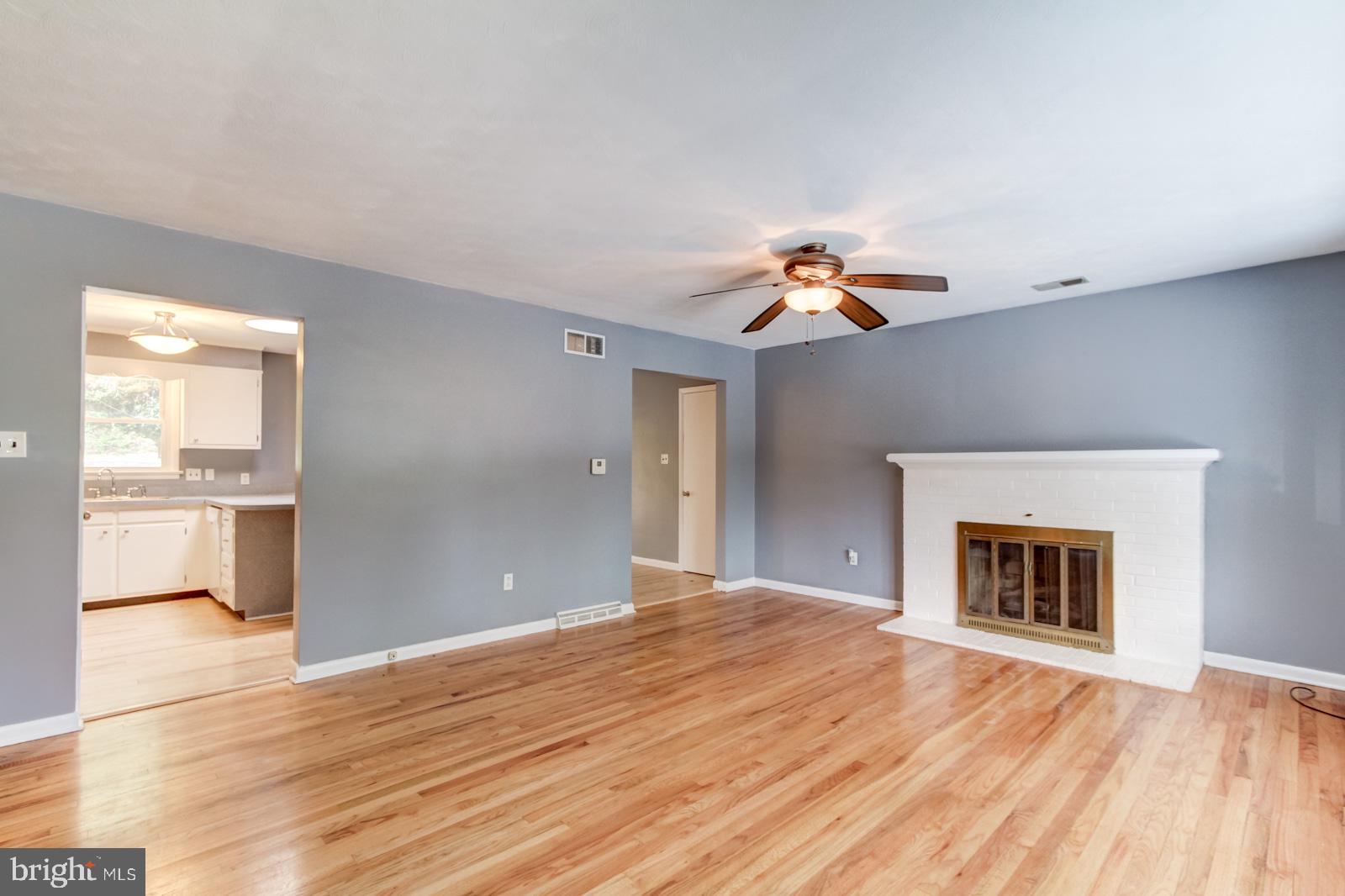 405 Corbin Road York, PA 17403 - Photo 5 of 25