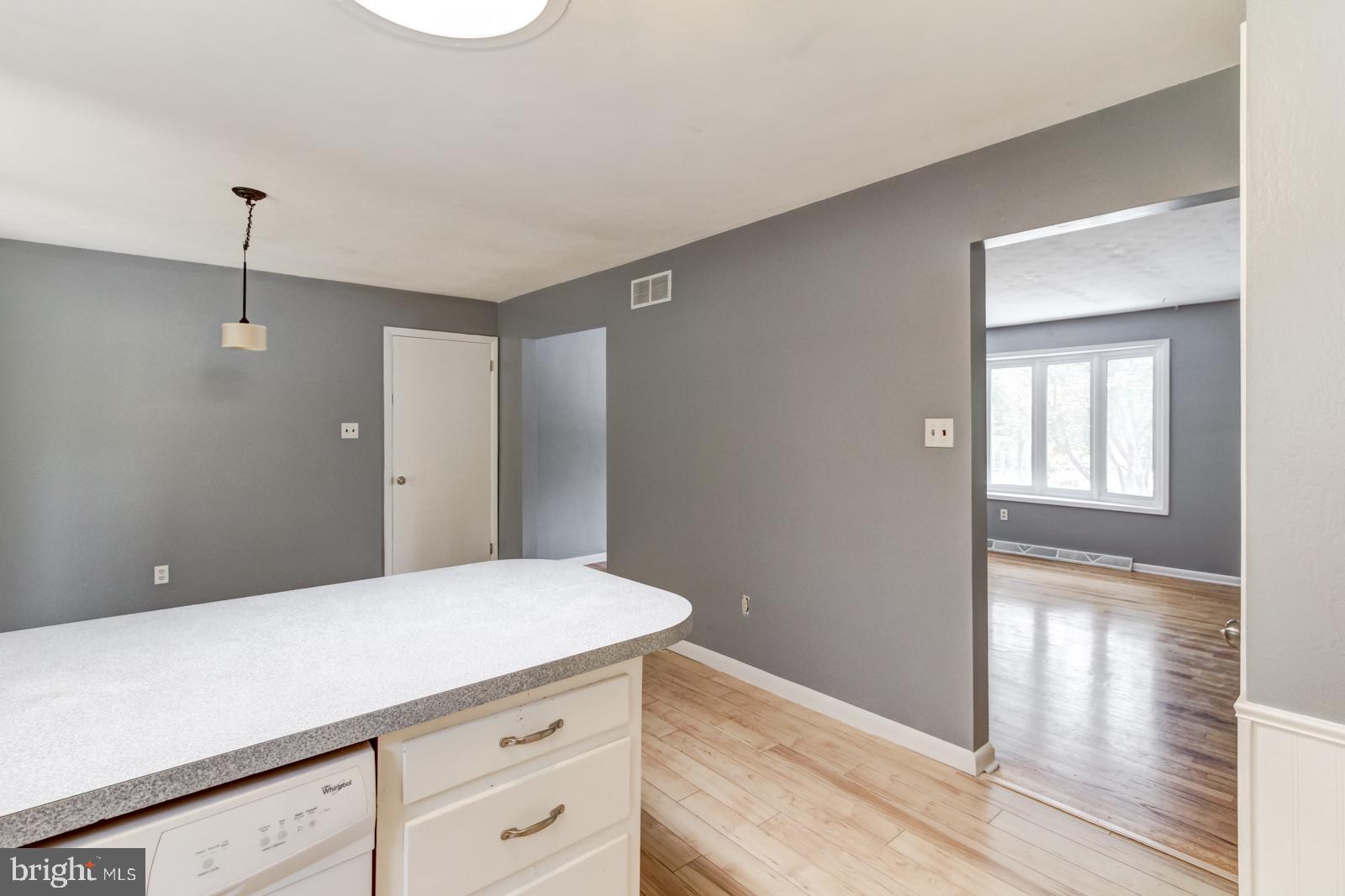 405 Corbin Road York, PA 17403 - Photo 9 of 25