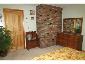 84 Fay Boyden Road Wardsboro, VT 05360 - Photo 14 of 23 Gallery Image 14