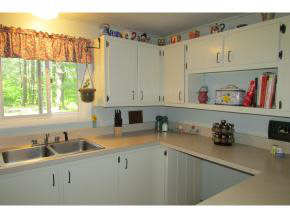 84 Fay Boyden Road Wardsboro, VT 05360 - Photo 10 of 23 Gallery Image 10