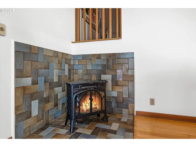 $895,000 | 93 Gender Drive, Yachats, OR 97498