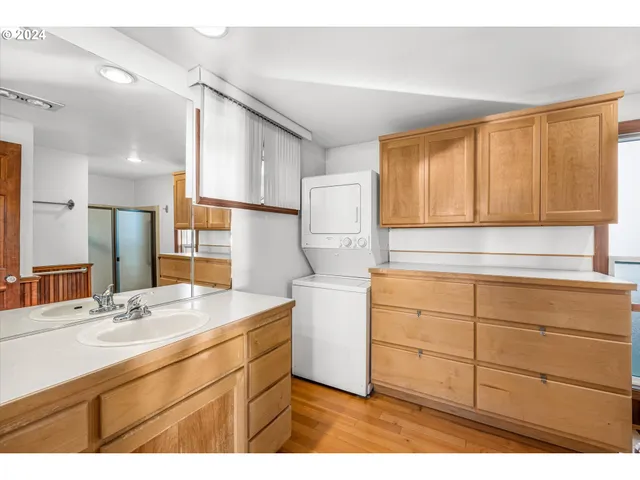 $895,000 | 93 Gender Drive, Yachats, OR 97498