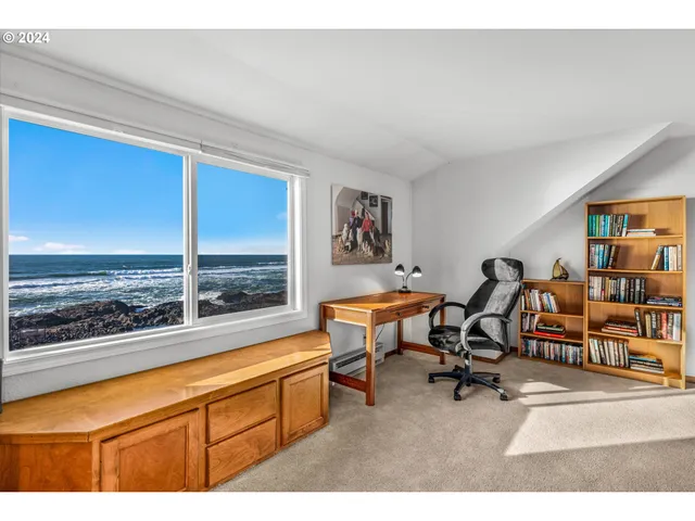 $895,000 | 93 Gender Drive, Yachats, OR 97498