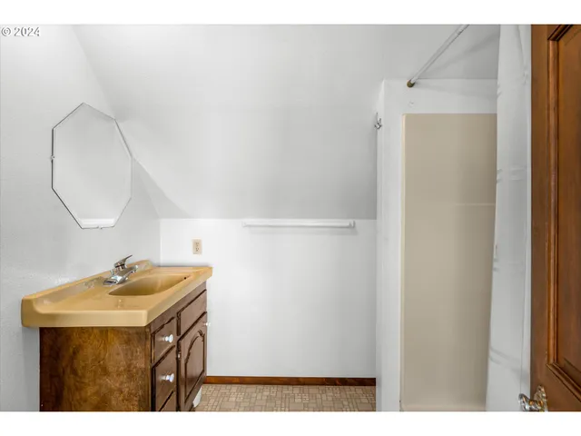 $895,000 | 93 Gender Drive, Yachats, OR 97498