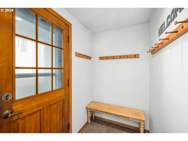 $895,000 | 93 Gender Drive, Yachats, OR 97498