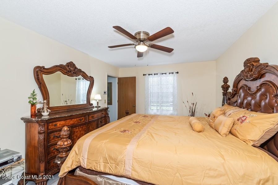 626 Waycross Road Southwest Palm Bay, FL 32908 - Photo 9 of 21 10_626WaycrossRdSW