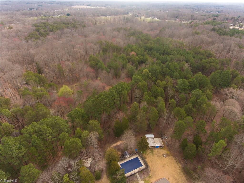 7000 Lanier Road Summerfield, NC 27358 - Photo 4 of 9