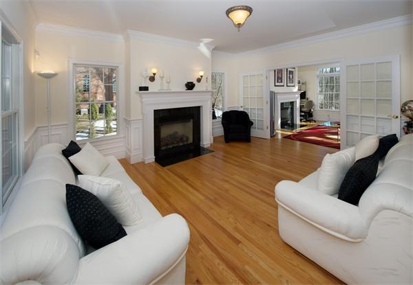 153 Rangeley Road Brookline, MA 02467 - Photo 2 of 18