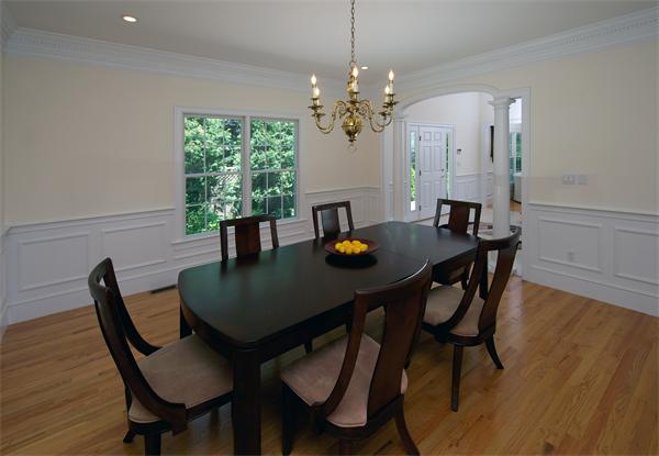 153 Rangeley Road Brookline, MA 02467 - Photo 4 of 18