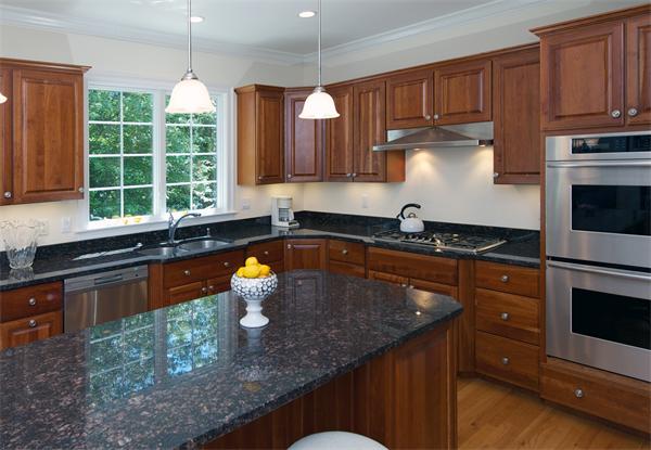 153 Rangeley Road Brookline, MA 02467 - Photo 8 of 18