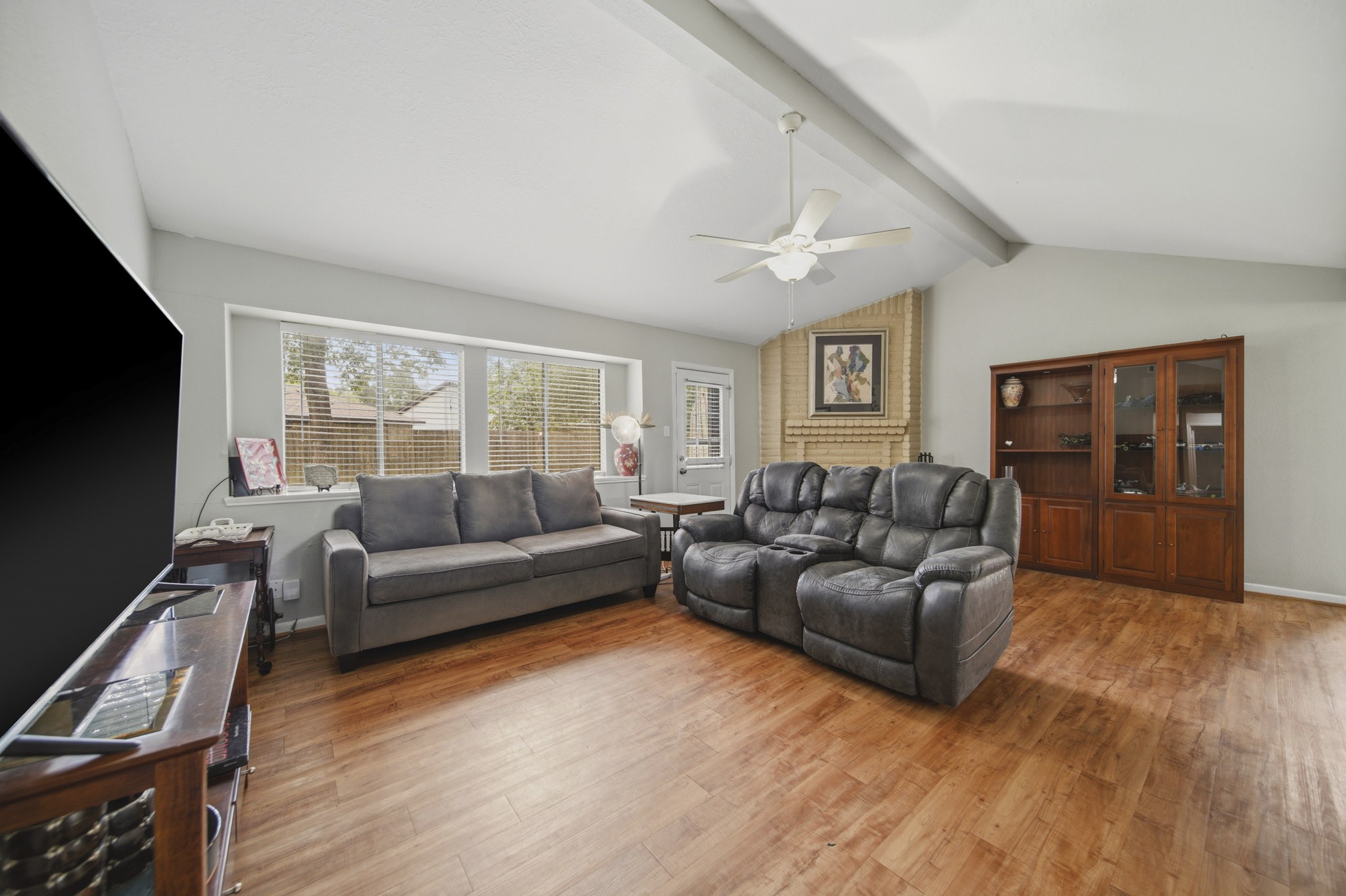 25402 Pepper Ridge Lane Spring, TX 77373 - Photo 17 of 34 Living Room