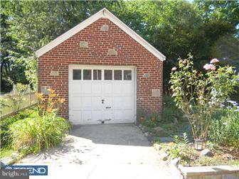34 Harvard Road Audubon, NJ 08106 - Photo 12 of 12 Garage