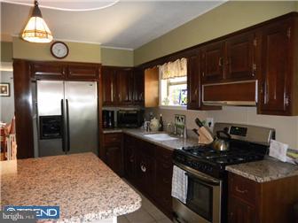34 Harvard Road Audubon, NJ 08106 - Photo 6 of 12 Kitchen