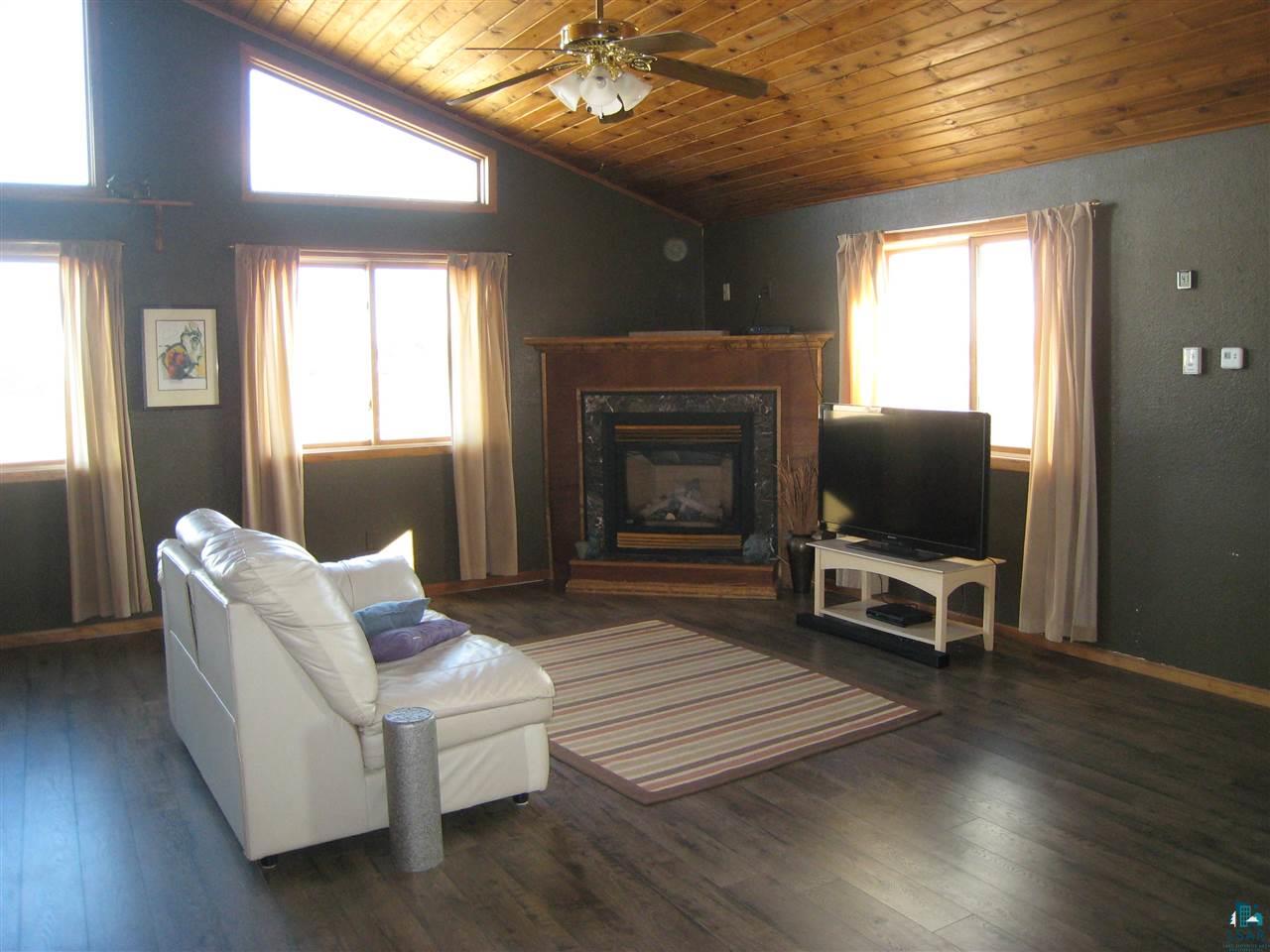 2141 Paradise Road Barnum, MN 55707 - Photo 3 of 17 Gallery Image 3