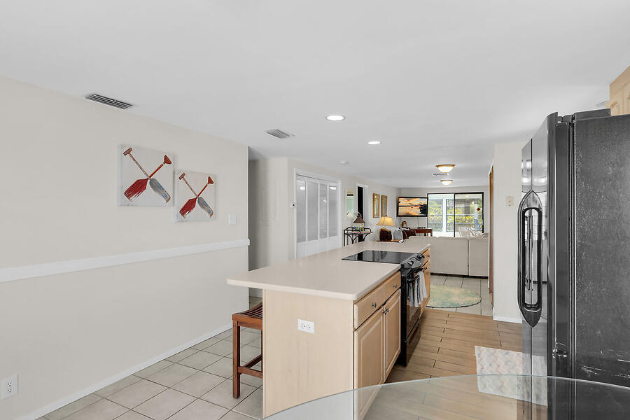 303 Sombrero Beach Road Marathon, FL 33050 - Photo 53 of 84 Side A-Kitchen