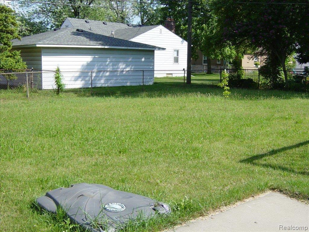 17992 Reed Street Melvindale, MI 48122 - Photo 4 of 18 17992 REED MELVINDALE 001
