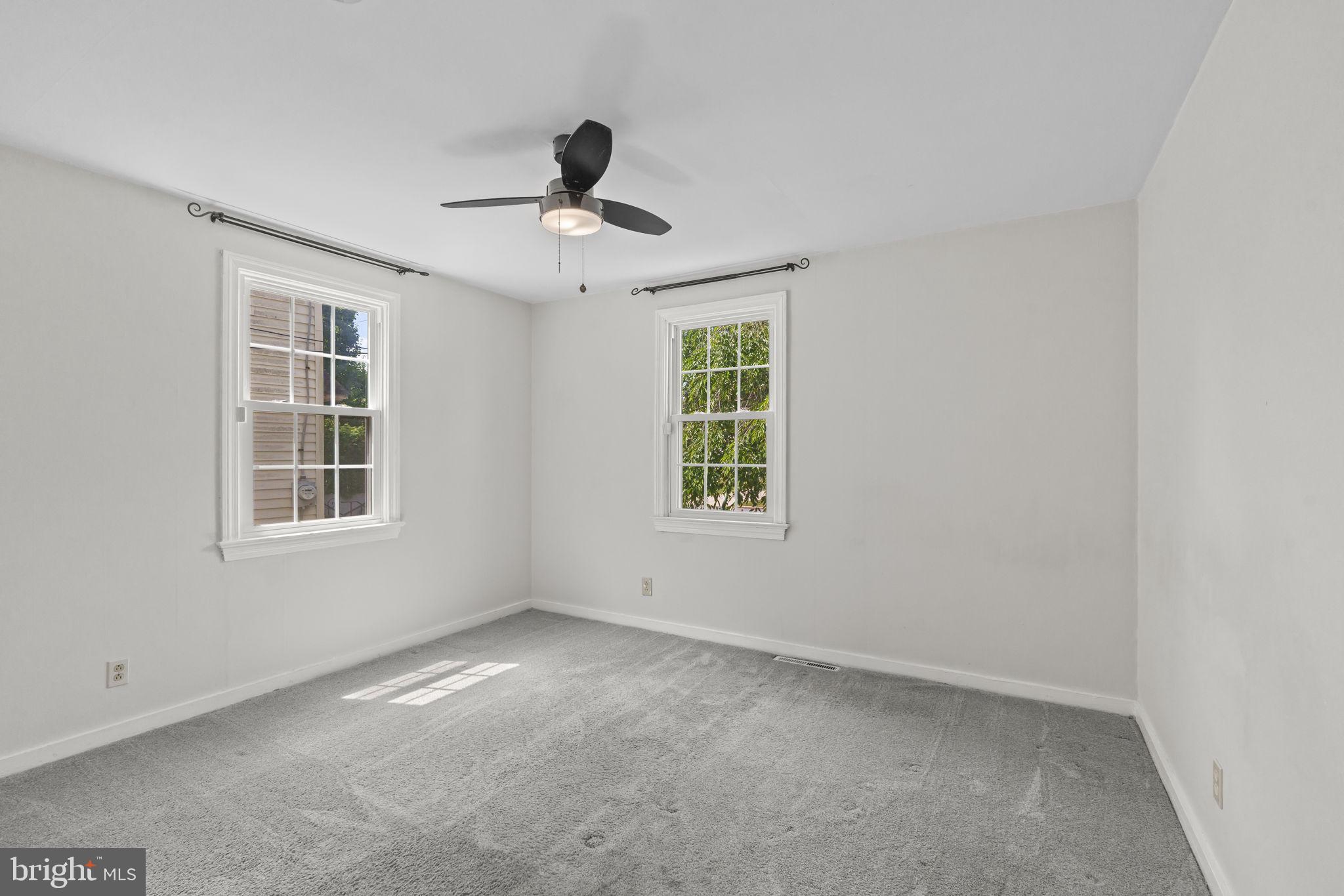 64 Edison Road Cherry Hill, NJ 08034 - Photo 16 of 34