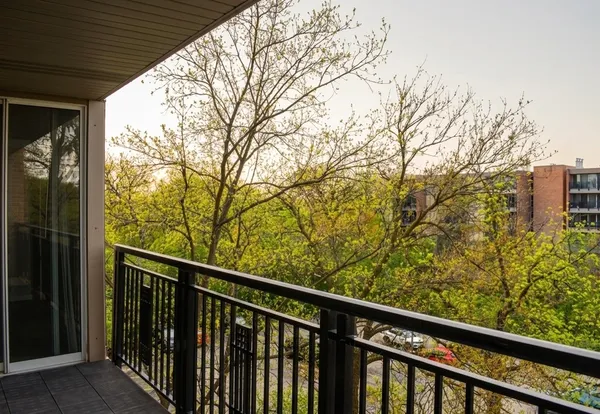 $243,100 | 5950 Oakwood Drive, Unit 4A, Lisle, IL 60532