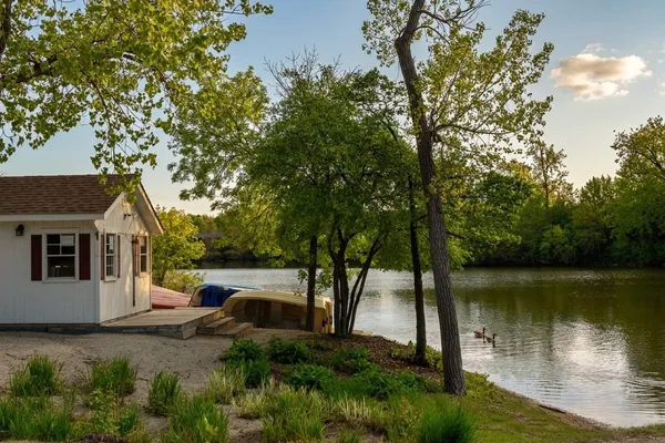 $243,100 | 5950 Oakwood Drive, Unit 4A, Lisle, IL 60532