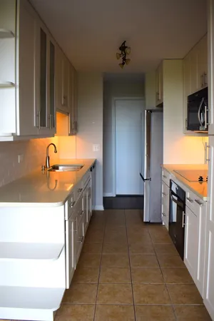 $243,100 | 5950 Oakwood Drive, Unit 4A, Lisle, IL 60532