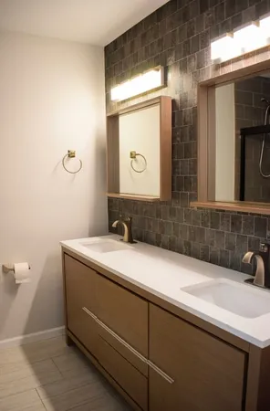 $243,100 | 5950 Oakwood Drive, Unit 4A, Lisle, IL 60532