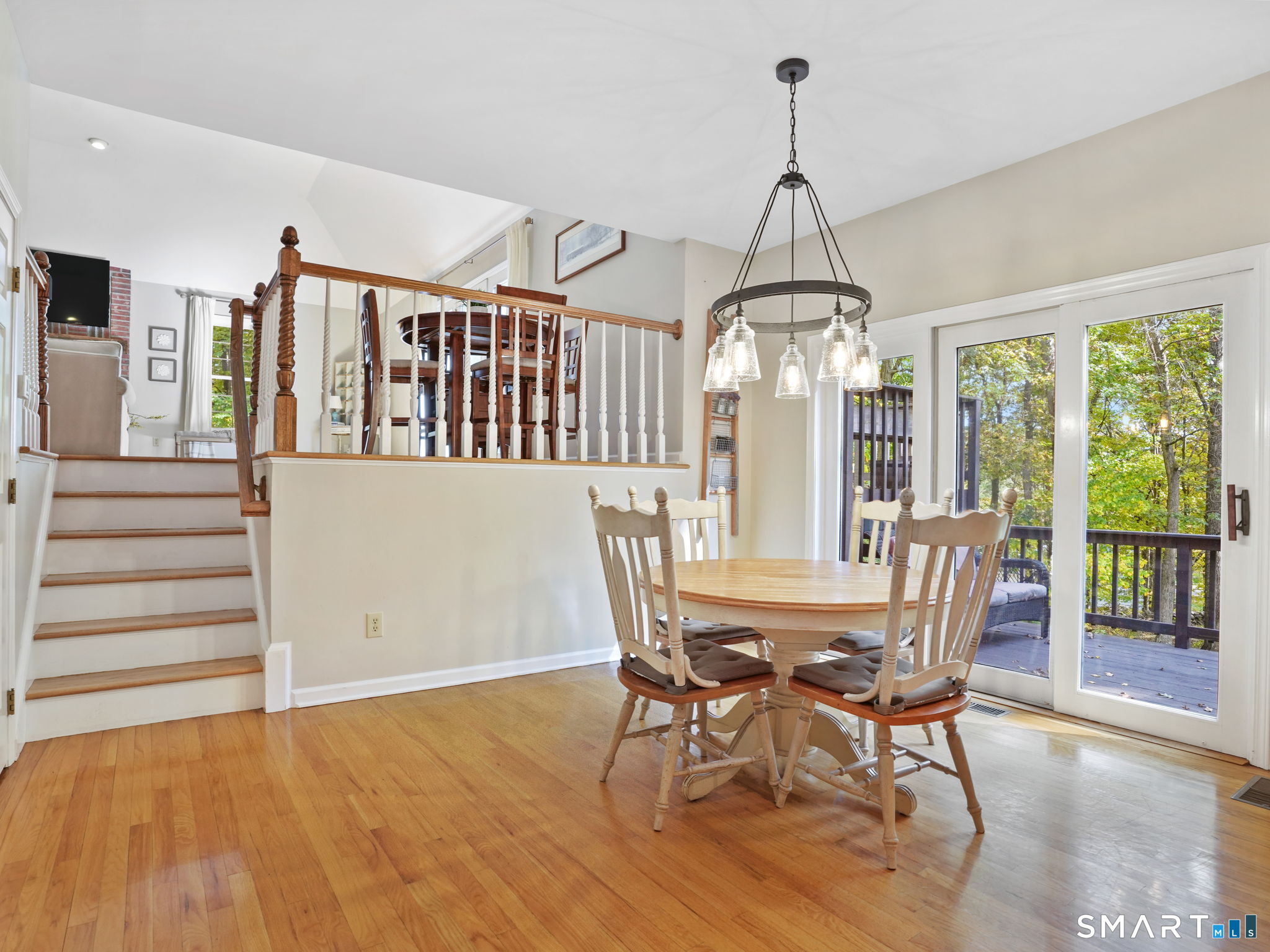 96 Coventry Lane Trumbull, CT 06611 - Photo 13 of 34