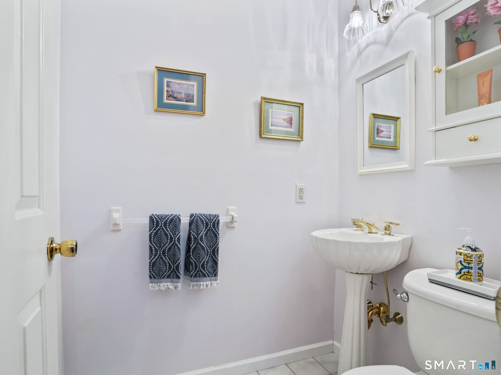 96 Coventry Lane Trumbull, CT 06611 - Photo 18 of 34