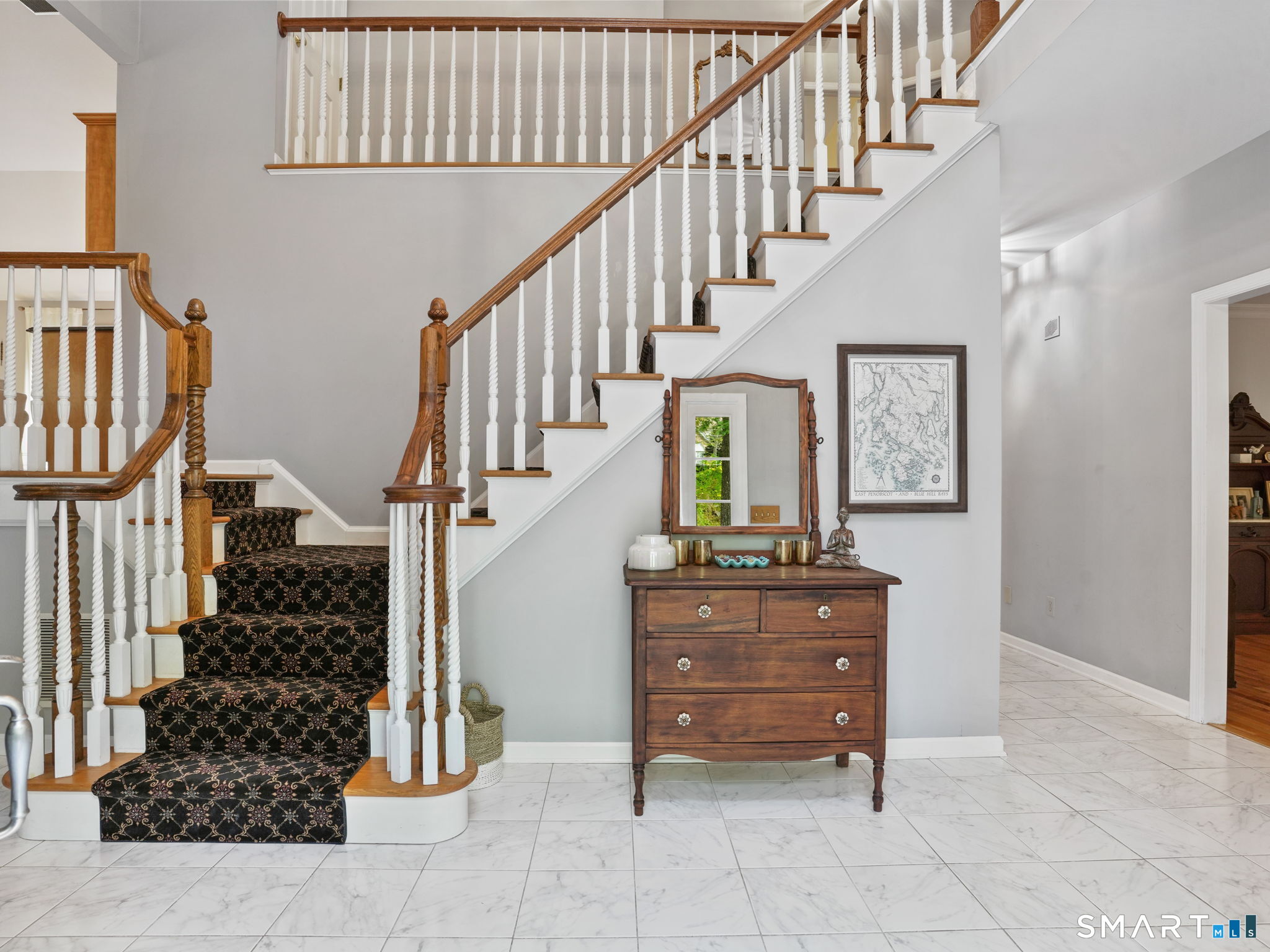 96 Coventry Lane Trumbull, CT 06611 - Photo 5 of 34