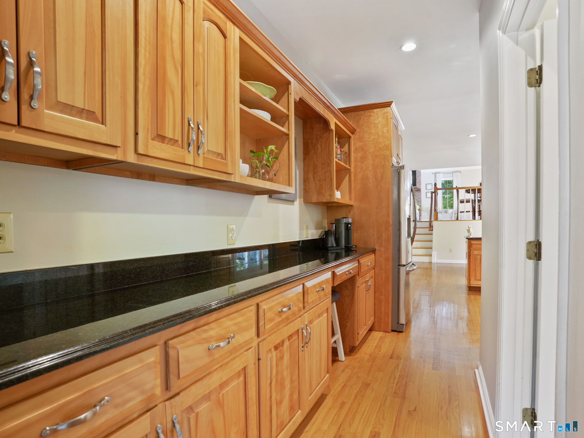 96 Coventry Lane Trumbull, CT 06611 - Photo 10 of 34