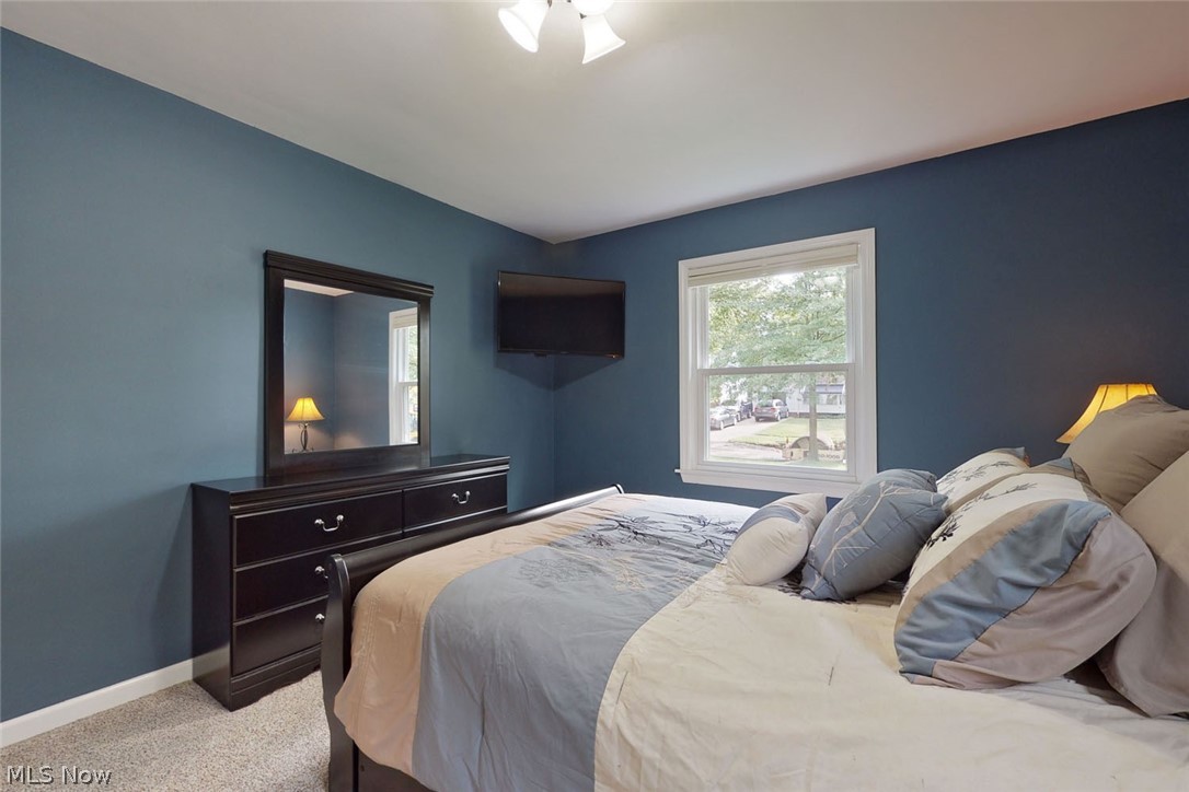 1340 Haverston Road Cleveland, OH 44124 - Photo 14 of 24