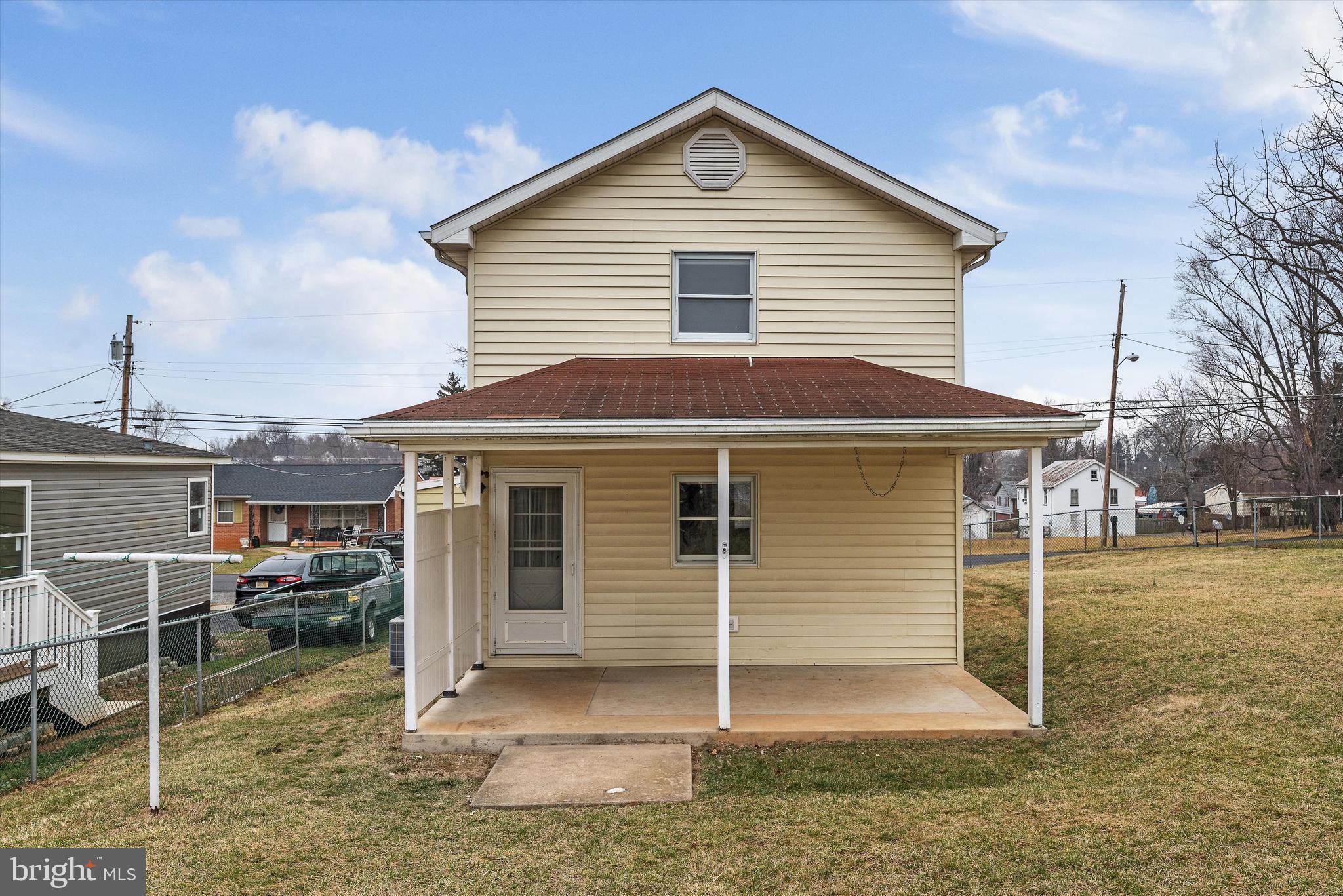 112 East 11th Avenue Ranson, WV 25438 - Photo 29 of 35