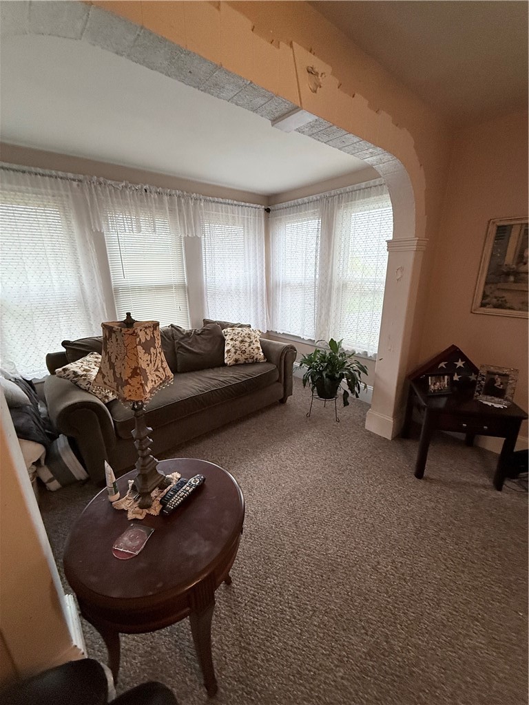 154 St Agnes Avenue Woonsocket, RI 02895 - Photo 8 of 33