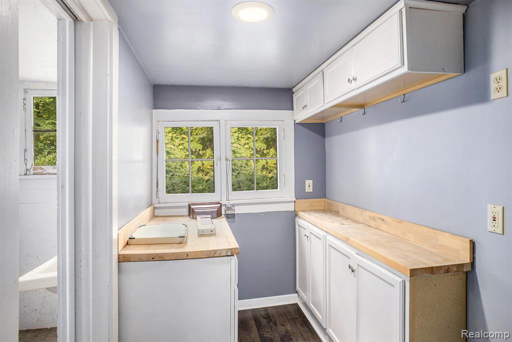 1340 County Farm Road Howell, MI 48843 - Photo 21 of 32 Gallery Image 21