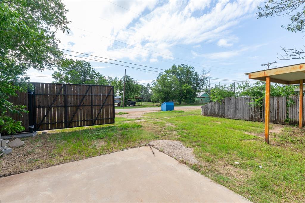 601 West 3rd Street Baird, TX 79504 - Photo 29 of 34
