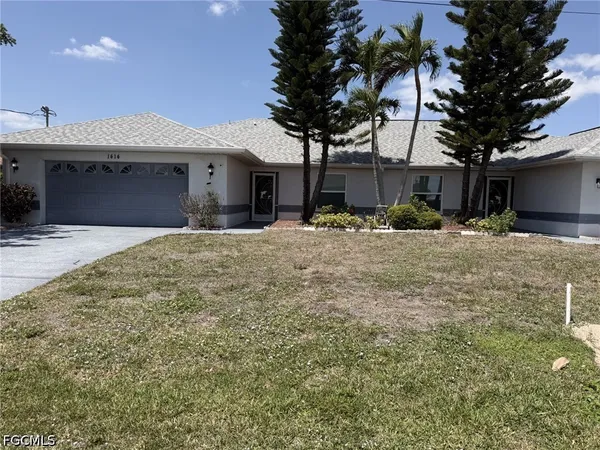 $2,300 | 1414 Southeast 6th Avenue, Cape Coral, FL 33990