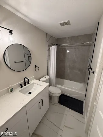 $2,300 | 1414 Southeast 6th Avenue, Cape Coral, FL 33990