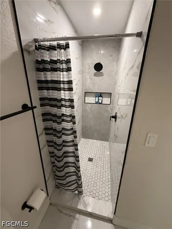 $2,300 | 1414 Southeast 6th Avenue, Cape Coral, FL 33990